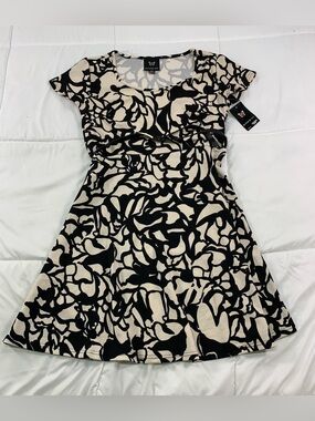 New runaway bay dress size L